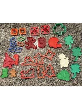 Lot Of 30 - Vintage Hallmark/Tupperware  Solid Plastic Cookie Cutters Lot